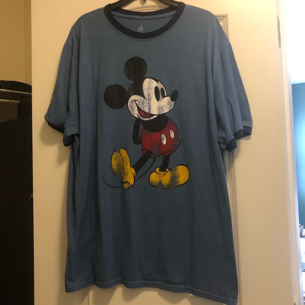 Men’s Mickey Mouse shirt